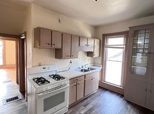 550 Jefferson St #A, Oshkosh, WI 54901