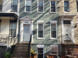 613 10th St NE #1, Washington, DC 20002