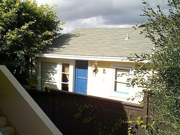2nd image of 2612 Victoria Dr