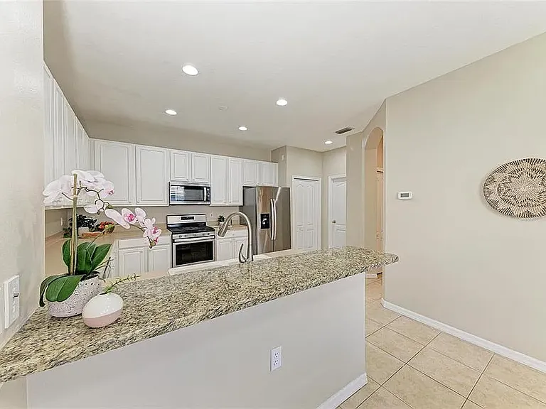 7039 Woodmore Ter #7039 — Photo 15