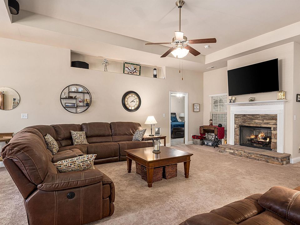 161 Golden Meadows Dr, Alabaster, AL 35007 Zillow