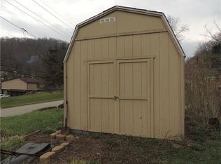 1003 8th St, Bolivar, PA 15923