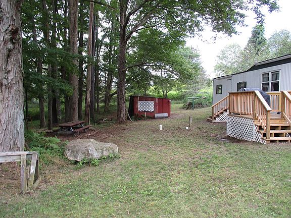 3rd image of 223 Amato Ln