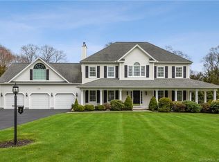 7 Frederick Pl, Clinton, CT 06413