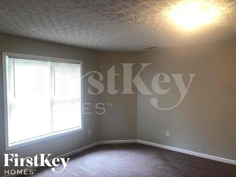 1813 Alcovy Springs Ln — Photo 16