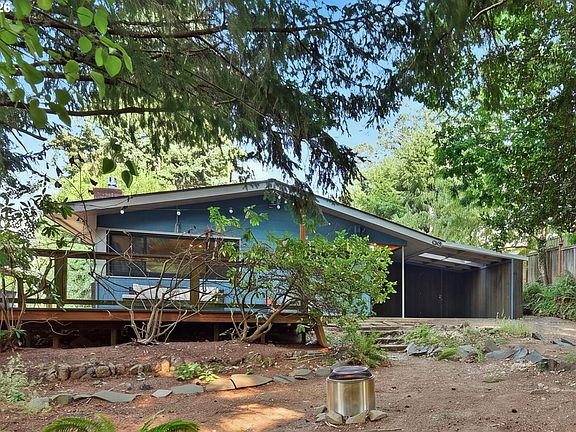 4th image of 3835 Blanton Rd