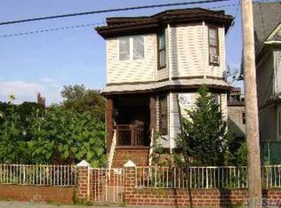 1436 Pinson St, Far Rockaway, NY 11691