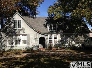 3232 Lovers Ln, Dallas, TX 75225