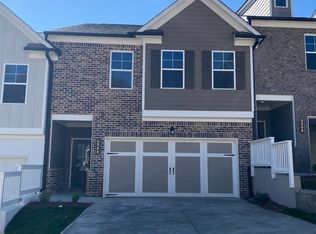 5360 Fox Hill Ln, Oakwood, GA 30566