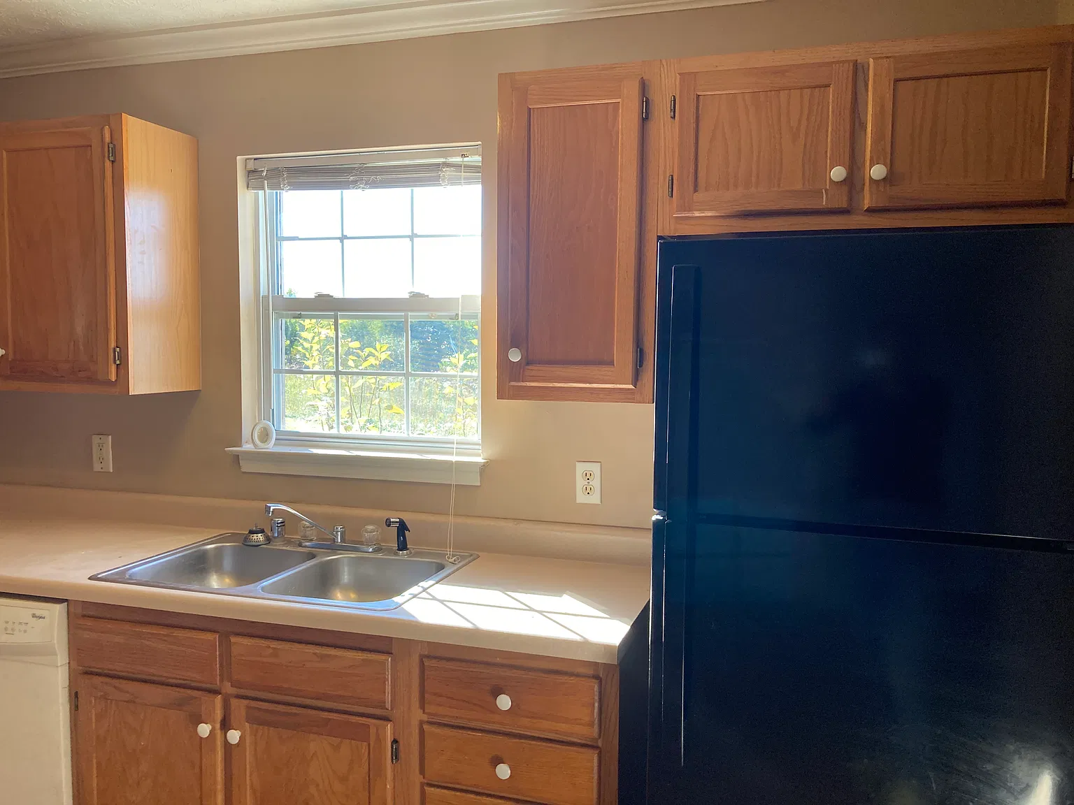 2 bed, 1100 sqft, $1,100 — Photo 3