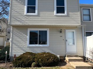 664 Summer Winds Ln, Saint Peters, MO 63376
