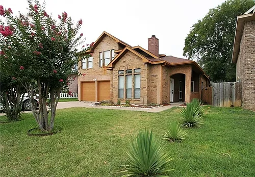 903 Ashmount Ln Photo 1