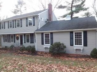 9 Rocky Ln, Medfield, MA 02052