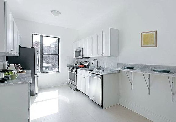 4th image of 840 W End Ave APT 1A