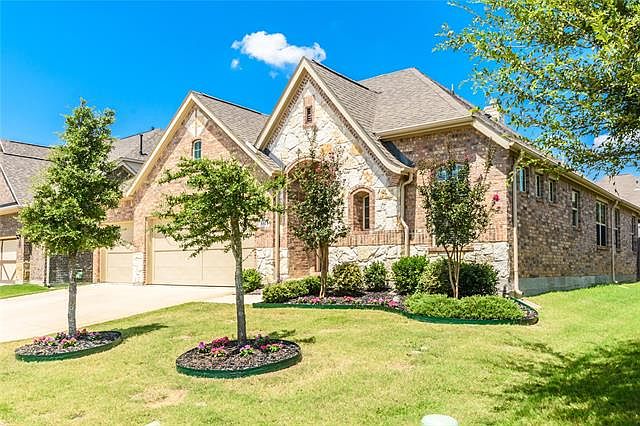 1st image of 5524 Centeridge Ln