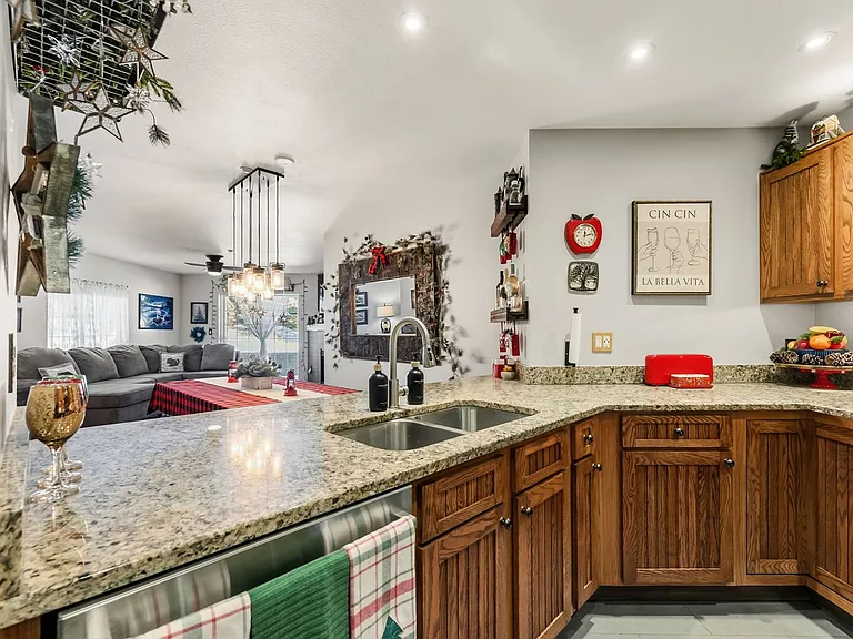 293 Pelican Cir #1803 — Photo 11