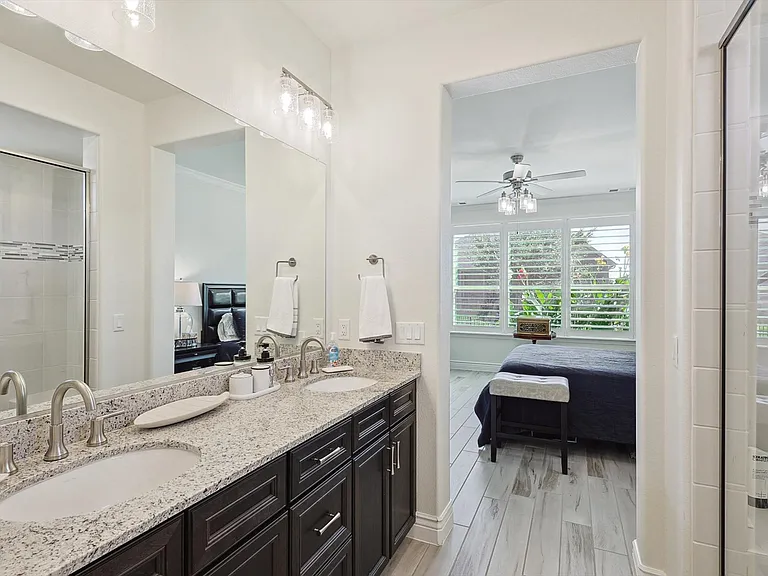 9629 Windwood Ln — Photo 17
