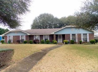 201 Quail Ridge Rd, Elmore, AL 36025