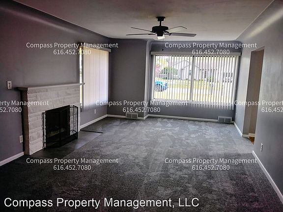 4th image of 1033 Sunset Hills Ave NW
