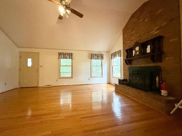 2896 Bill Curlee Rd — Photo 9
