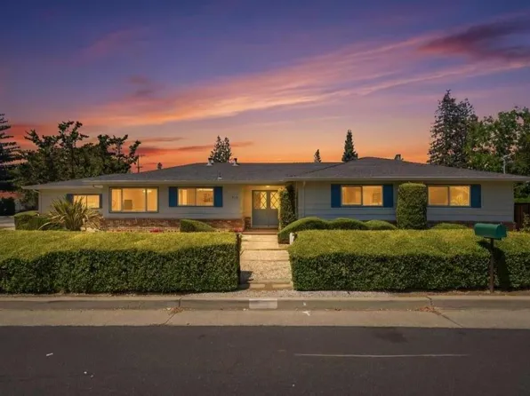 315 W Portola Ave, Los Altos, CA 94022