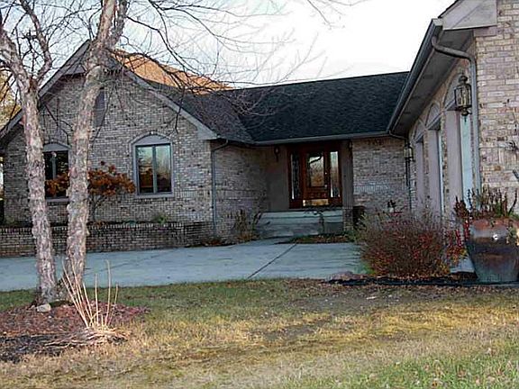 4th image of 815 W State Route 28