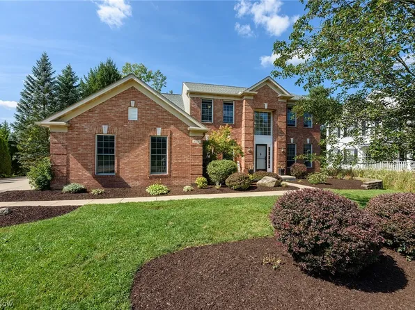 1006 Orchard Ln, Broadview Heights, OH 44147