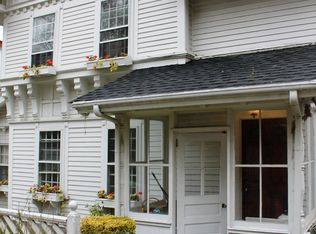 523 Spring St, Newport, RI 02840