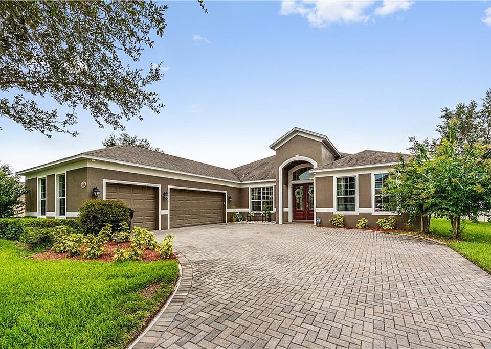 1st image of 2210 Parkside Meadow Dr