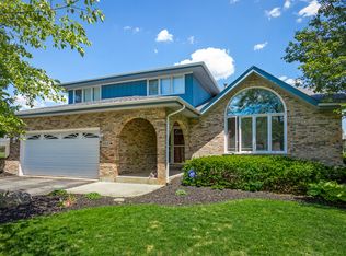 18929 Creekview Ln, Mokena, IL 60448