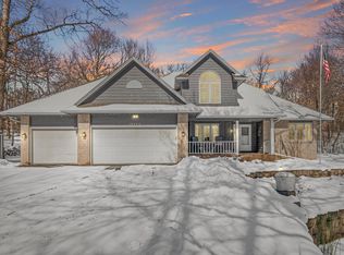 19754 Irving St NW, Elk River, MN 55330