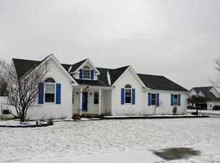 4345 Rushford Dr, Hamburg, NY 14075