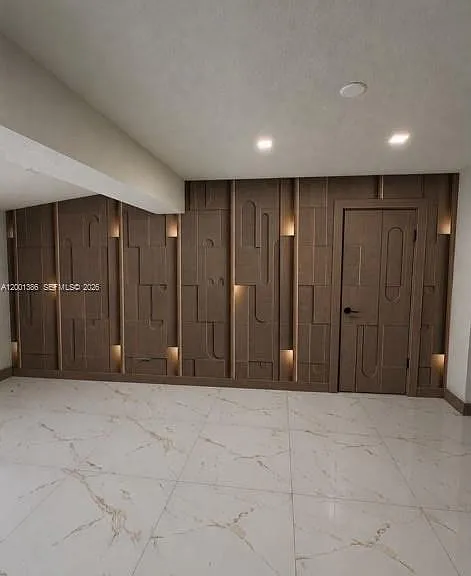 10460 SW 26th Ter — Photo 13