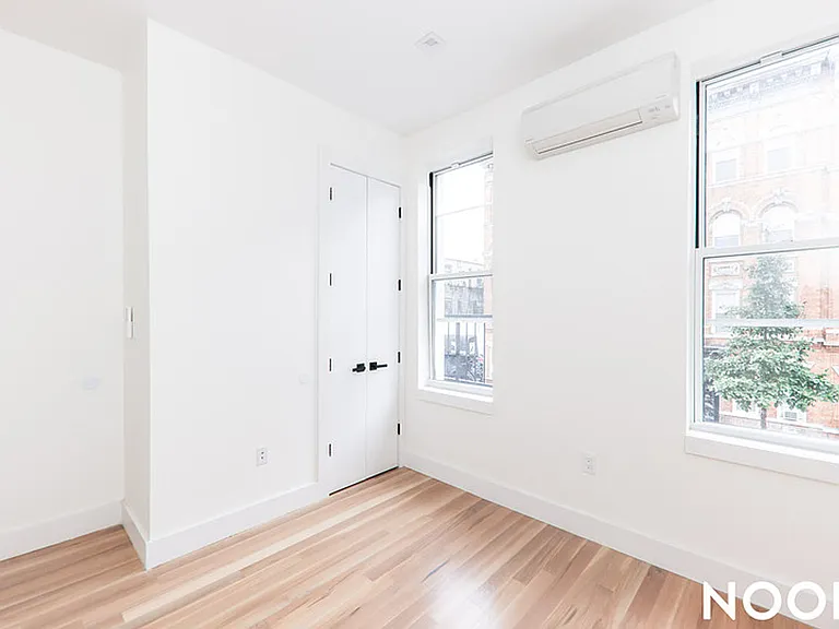 263 Stockholm St #2B — Photo 13