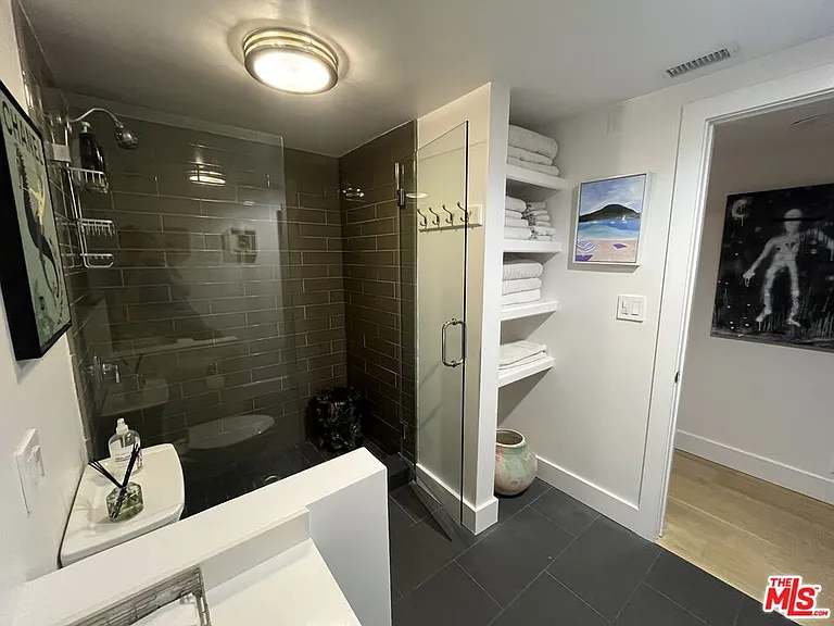 723 Palisades Beach Rd #211 — Photo 22