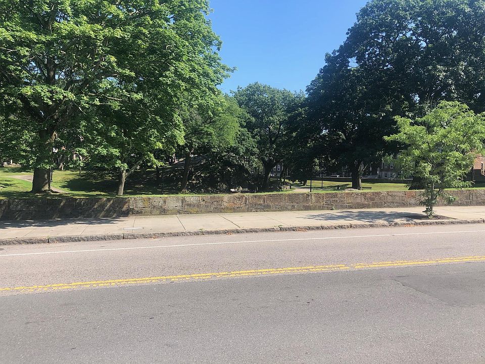 Horatio Harris Park across the street Walnut Ave