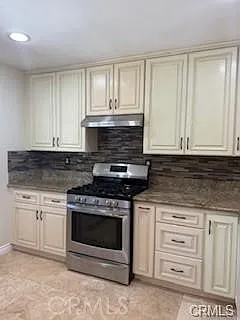 11770 Pierce St — Photo 4