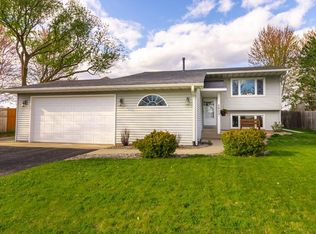 5973 126th St W, Apple Valley, MN 55124