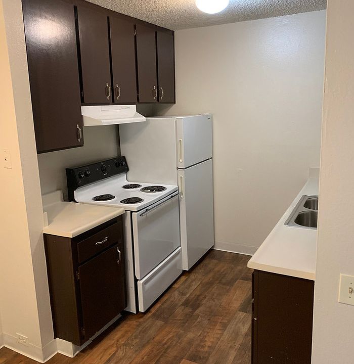 1st image of 1616 Q St APT 08
