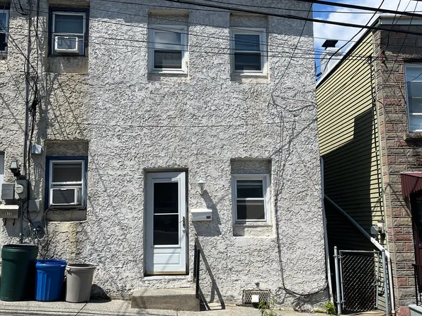 670 Atlantic St, Bethlehem, PA 18015