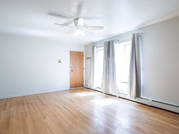 3rd image of 406 Wisconsin Ave APT 102