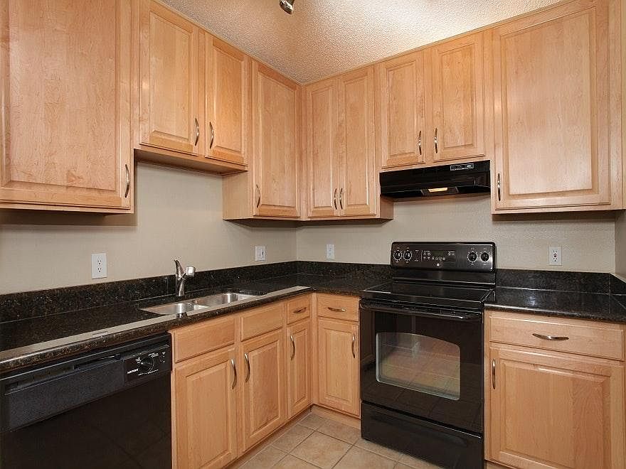 1st image of 3751 Derby Dr
