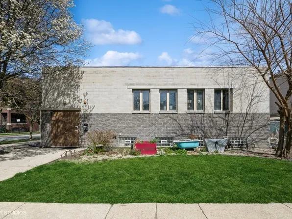 2156 W Wellington Ave, Chicago, IL 60618