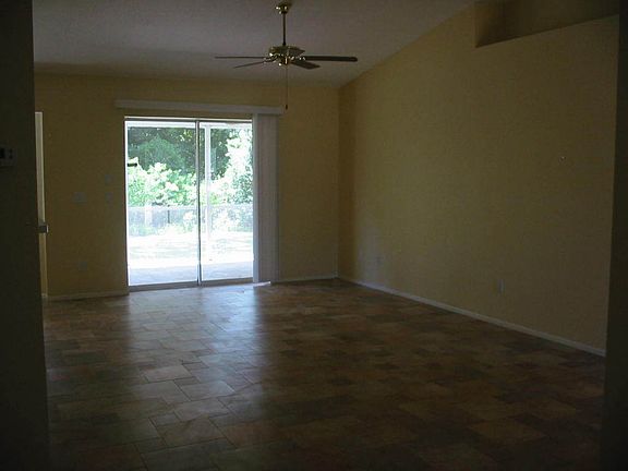 5th image of 2624 Peake St