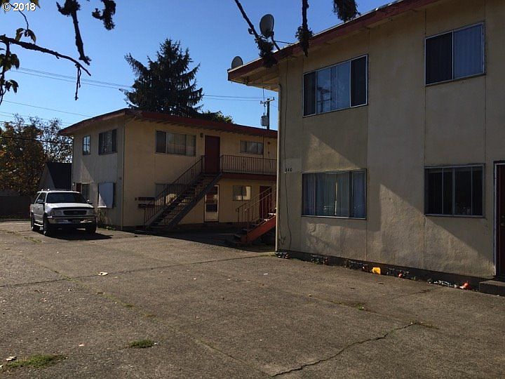 2nd image of 630 Pioneer Pkwy W