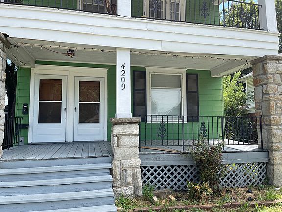 2nd image of 4209 Holly St Unit A