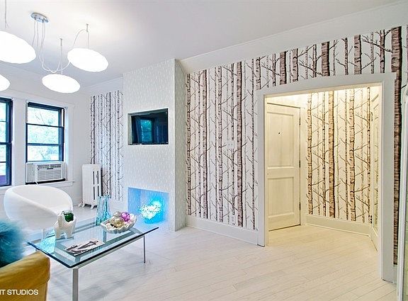 2nd image of 1501 W Cornelia Ave #1503-2