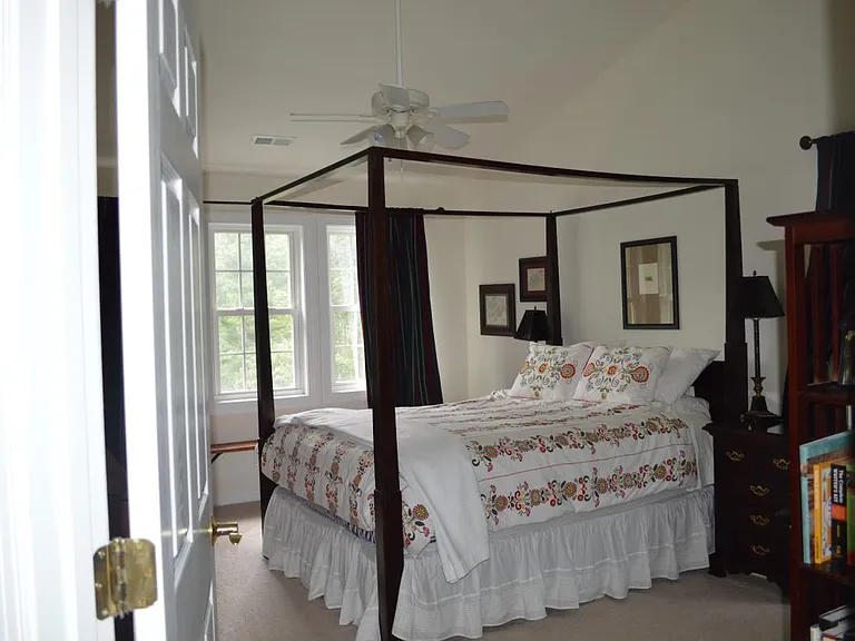 4757 Bristol Cir — Photo 13