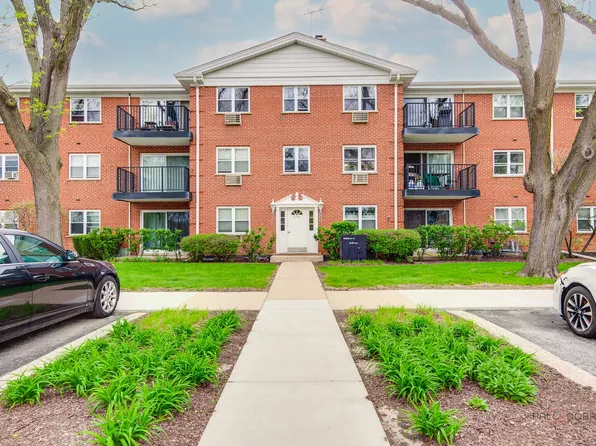 809 E Miner St Unit 3B, Arlington Heights, IL 60004