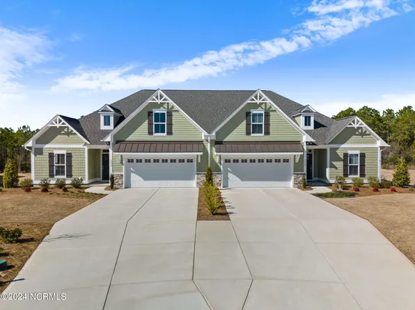 1434 Naples Court, Southport, NC 28461